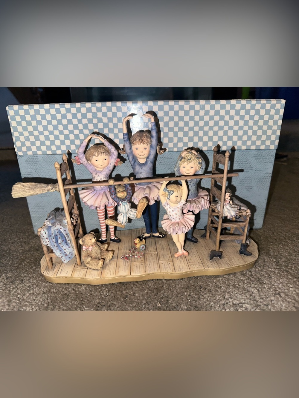 Lang & Wise Special Friends "Ballerinas" Figure